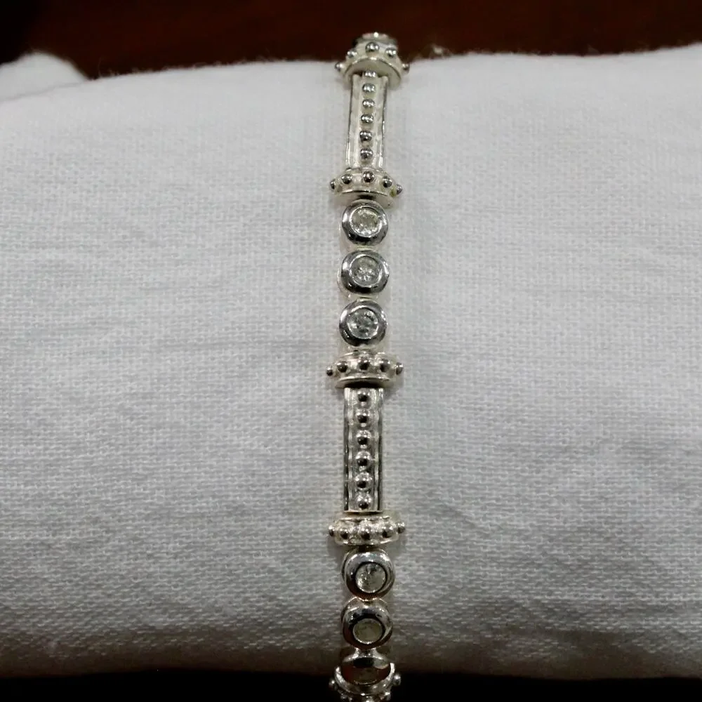 Vintage Women's Sterling Silver 925 & Cubic Zirconia CZ Tennis Bracelet - Picture 9 of 10